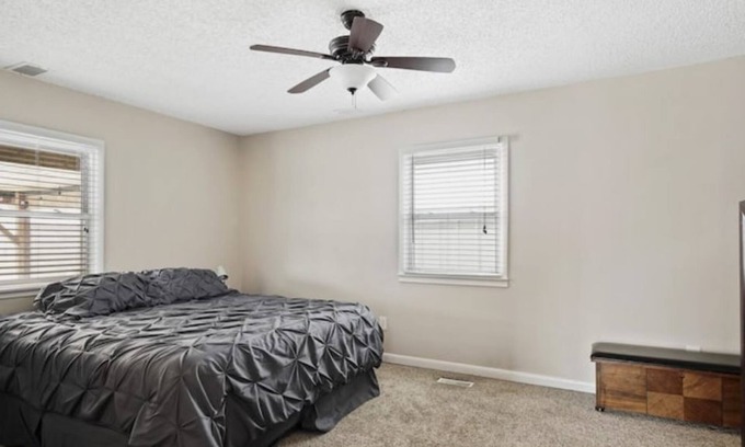 Wheat Ridge House | Private Refuge, Great Space to Work and Play!