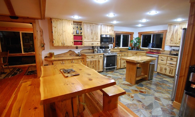 Ashford House | Private & Relaxing Cabin near Mt Rainier