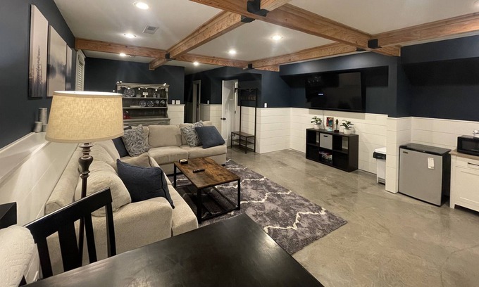 Columbia House | Private Remodeled Basement w/Full Bath and Two bedrooms
