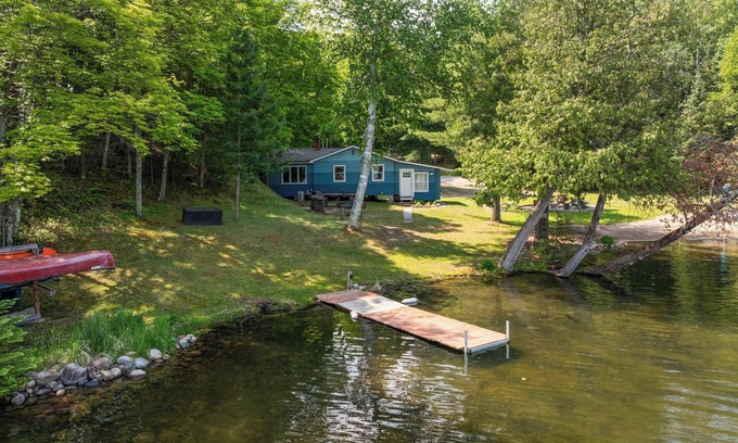 Bigfork Cabin | Private Resort Style Cabin - Three bedroom, One Bath, Unique Bunkhouse and Private Beach