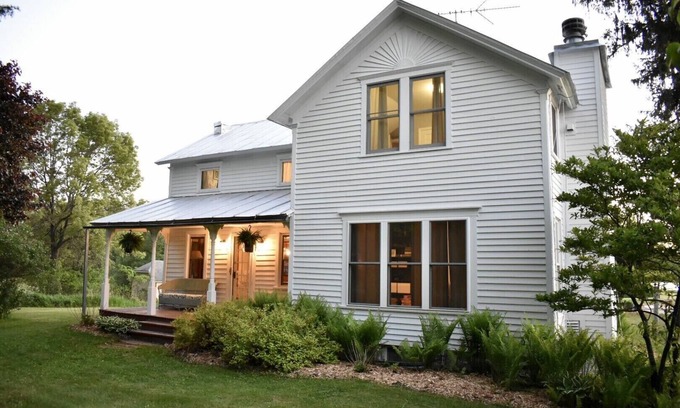 Iola Other | Private retreat! 20 acre 1908 Farmhouse on Private Lake.
