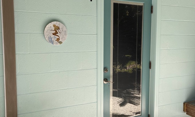 Cortez House | Private retreat walking distance to beautiful beaches and restaurants.
