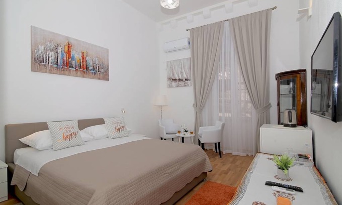 Dubrovnik Old Town Cabin | Private room ∙ 1 bedroom ∙ 2 guests