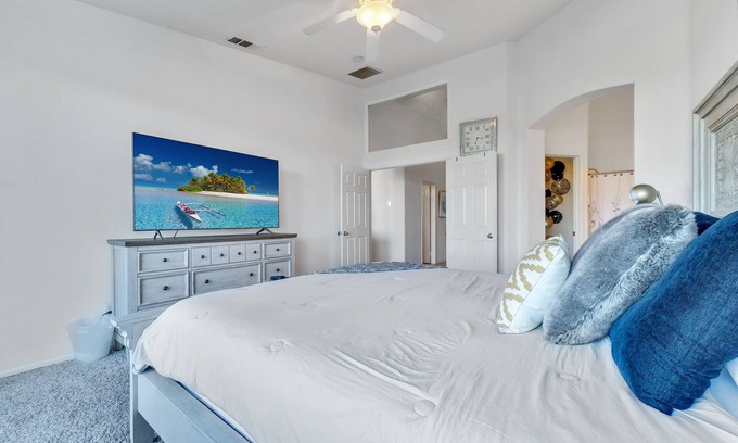 Lake Elsinore Apartment | Private room/bathroom. Enjoy this beautiful view!