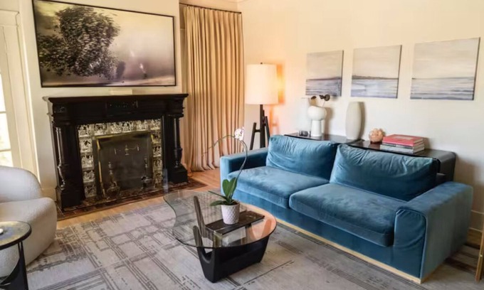 Belmont Heights Villa | Private Room in a Luxurious Wellness Sanctuary