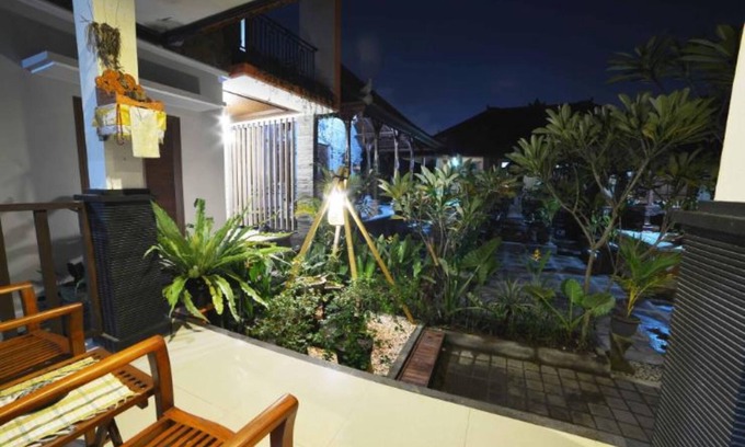 Downtown Kuta House | Private Room in Balinese House, Poppies Lane, Legian Kuta Near Beach (SNTH)