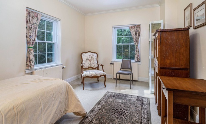 Lancaster House | Private Room in Grand Estate w/ Separate Entrance
