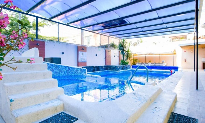 Lafayette House | Private room in guesthouse in Guadalajara 2