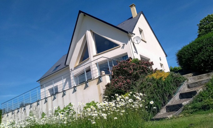 Trois-Monts House | Private room in Suisse Normande near the Greenway