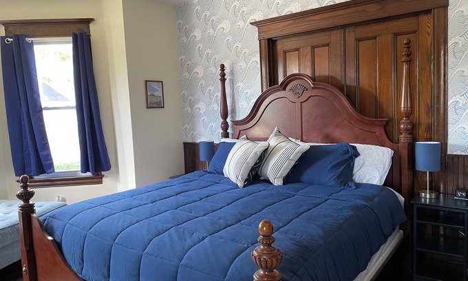 West Creek Bed & Breakfast | Private Room w Full Bath near LBI Long Beach Island West Creek Tuckerton Venues