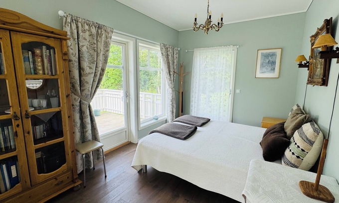 Alesund Apartment | (Private) Room with balcony