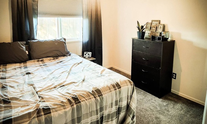 Clifton Bed & Breakfast | Private Room Wfold Away Bed For Opt Use Of Space