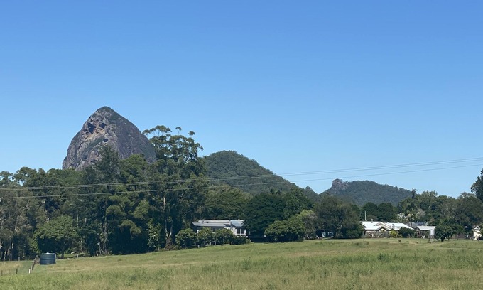 Glass House Mountains House | Private, secure 2 bedroom family home shared with owners