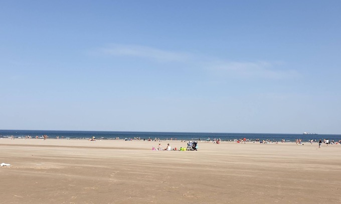 Hartlepool House | Private single room with dedicated workspace in friendly house