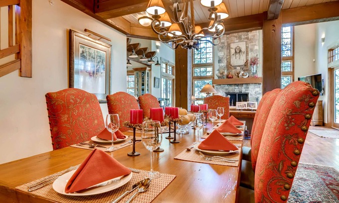 The Timbers House | Private Ski-In/Ski-Out Mountain Getaway Tucked Away in the Pines