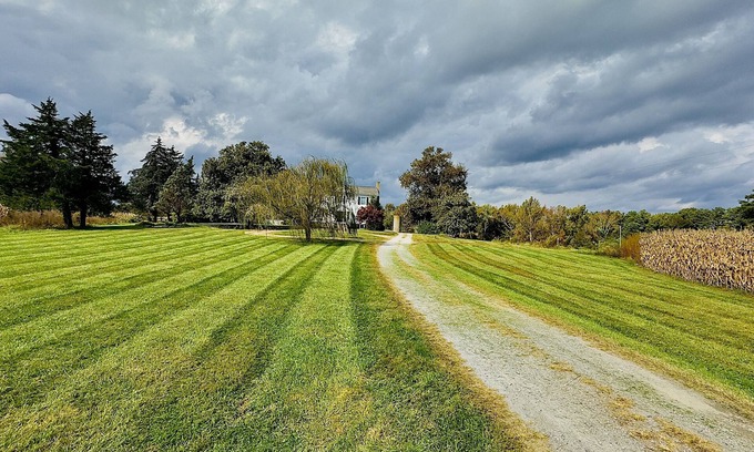 Dundas Other | Private, Spacious Country Retreat. Pets welcome!