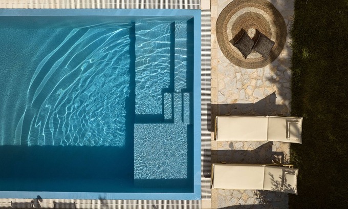 Vlicho Villa | Private Stone Villa 100m from the sea
