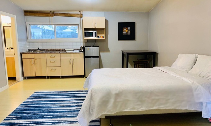 Port Coquitlam Apartment | Private Suite at Coquitlam Center! 5 min walk to Skytrain & Mall