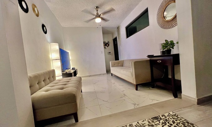 San Antonio Apartment | Private Suite at Dorado Withe House
