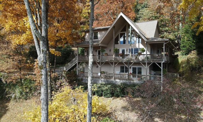 Maggie Valley Apartment | Private Suite w/Stunning Mountain Views & Deck Dining