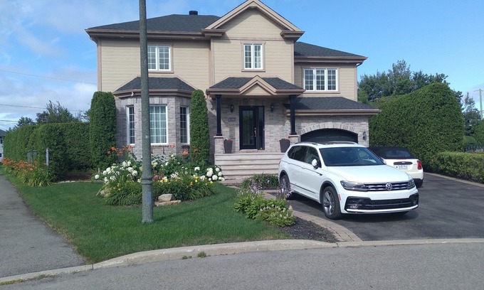 Mirabel Cottage | Private suite with 1 or 2 bedrooms with bathroom #306409
