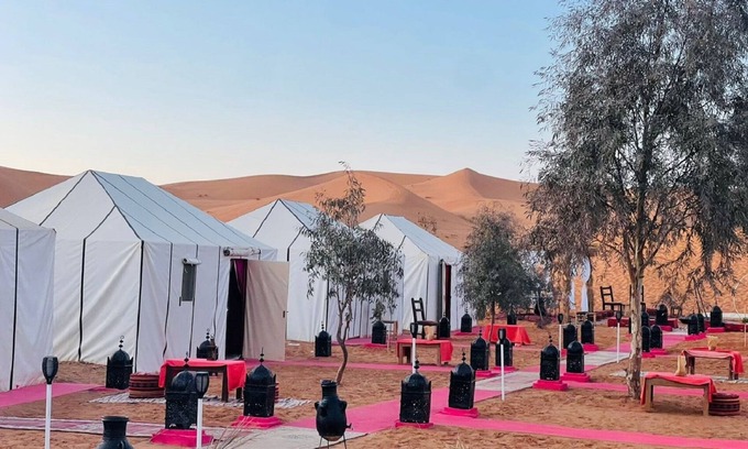 Taouz Bed & Breakfast | Private tent and camel ride