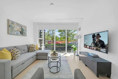 CityPlace House | Private Townhouse With 5 Beds By Rogers Centre