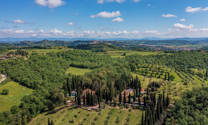 Po' Bandino Villa | PRIVATE TUSCAN VILLA - 3 HEATED SWIMMING POOL - WEDDINGS, EVENTS, JACUZZI, SAUNA