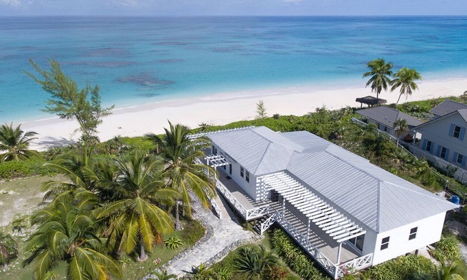 North Palmetto Point Villa | Private Villa on most stunning pink sand beach