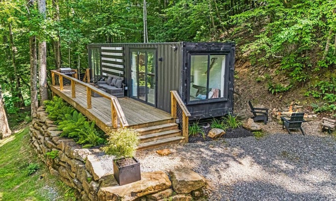 Bryson City Apartment | Private Villa - “Elevation” 5 Star @ Basecamp