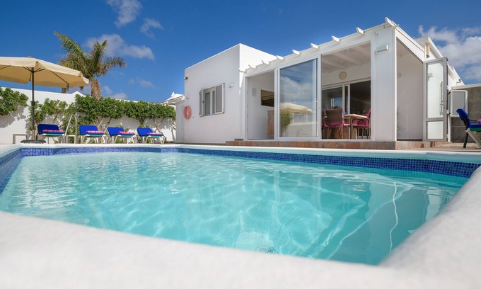 Los Mojones Villa | Private villa with pool and whirlpool in a quiet location