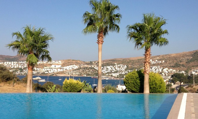 Gundogan Villa | Private villa in secured compound , amazing sunrise!
