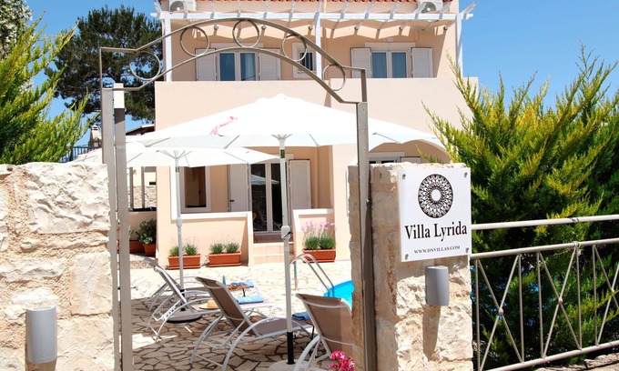 Almyrida Villa | Private Villa Lyrida, 200m to the beach, Pool, No car needed
