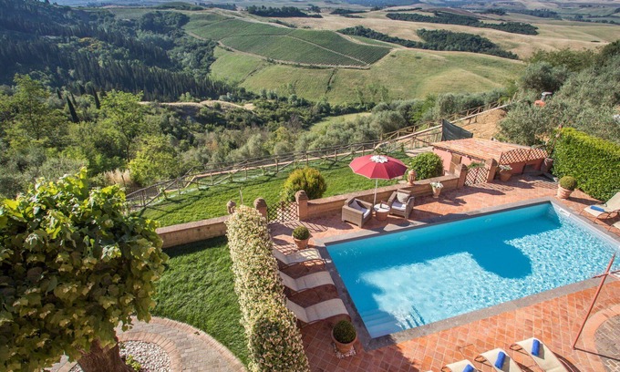 Fabbrica Villa | Private Villa with A/C, WIFI, private pool, TV, terrace, pets allowed, panoramic view, parking