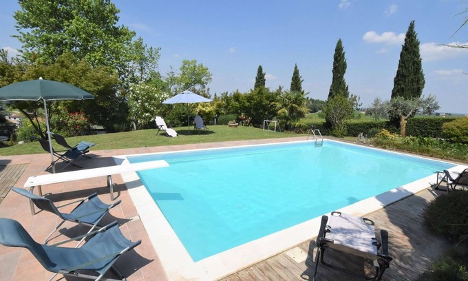 Zenevredo Villa | Private Villa with private pool, WIFI, A/C, TV, patio, pets allowed, panoramic view, parking