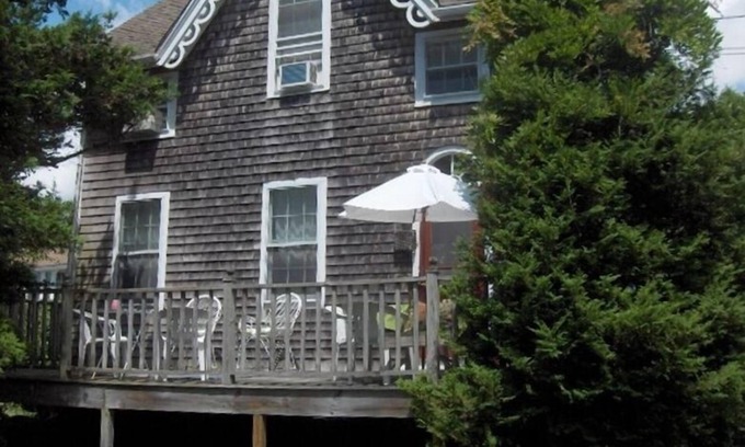 Watch Hill Cottage | Private Watch Hill Cottage 5 Min. Walk to Beach