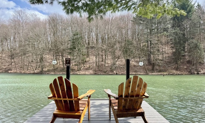 Bolivar Cabin | Private Waterfront Cabin @ Bolivar Lake Lodge