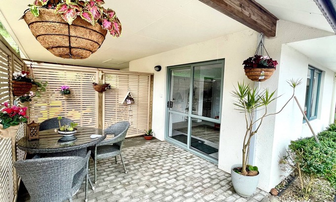 Tauriko House | Private West Wing Apartmentnconvenient to City but Semi Rural Location