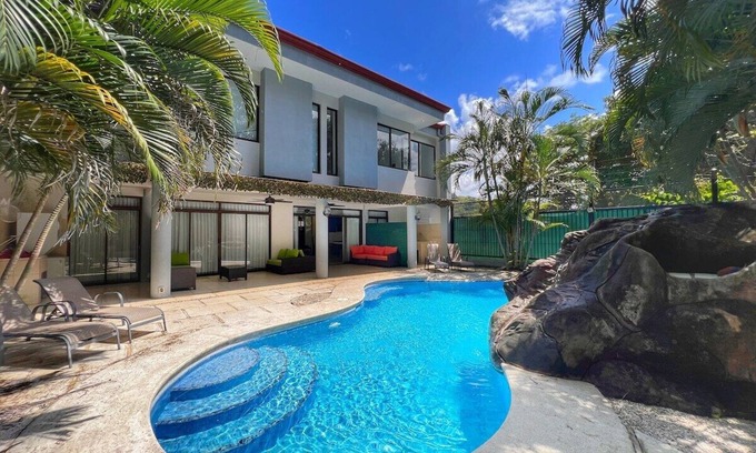 Coco House | Private Yard with Pool and Waterfall - Sleeps 8