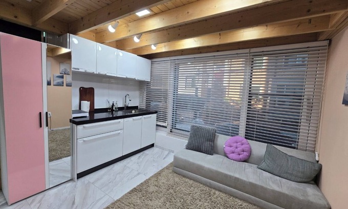 Seocho-gu Bed & Breakfast | PrivatePremiumSeocho's Happy House 330m2