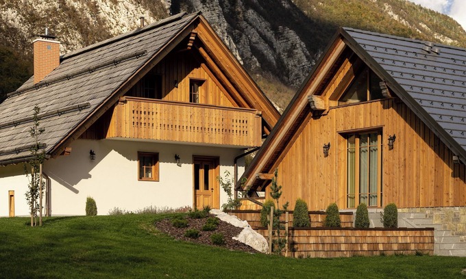Ukanc Ski Chalet | PRIVILLAGE STARE - Alpine SPA Chalet with Sauna, Massage Tub & Fireplace, Bohinj