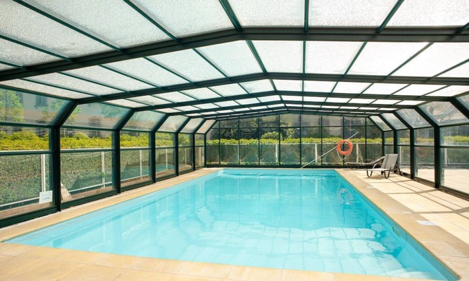 Dinan Apartment | Proche du Centre | Piscine Extérieure Chauffée