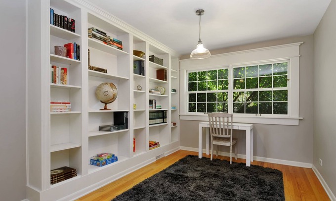 Naperville House | Professionally Sanitized - Downtown Naperville - Three Bedroom Retreat