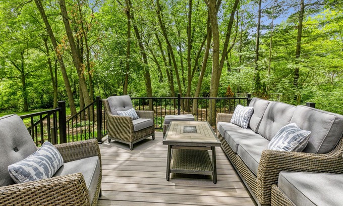 Fox Valley House | Professionally Sanitized - Dome Away From Home - Secluded Naperville Retreat