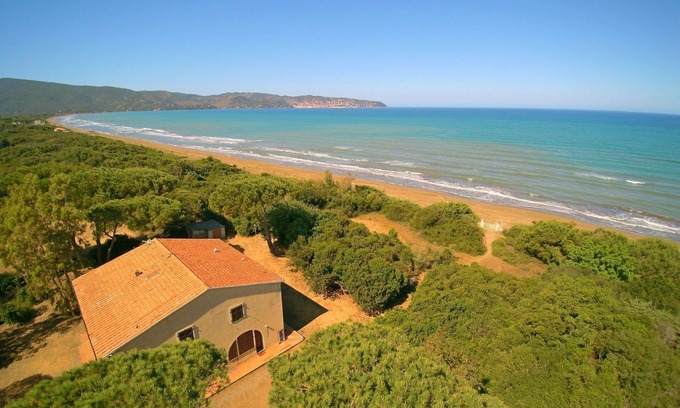 Santa Liberata Apartment | Profonda - Apartment at 50m from the Sea. A wonderful place to enjoy the tuscan beach