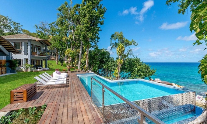 Ocho Rios Villa | Promiseas - Luxury 8 Bedroom Villa