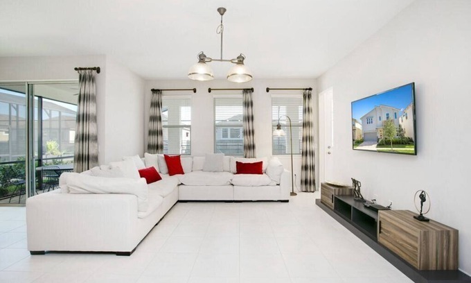 Florida Central Atlantic Coast House | PROMO 8 BR Villa with Movie Room, Resort - by Blue Sky Villas