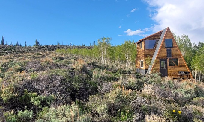 Walden Cabin | Pronghorn Point @ 22 West