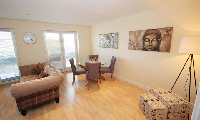 Newcastle-upon-Tyne Apartment | Properties Unique | The View