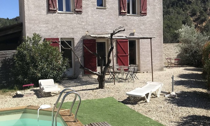 Propiac House | Propiac village house